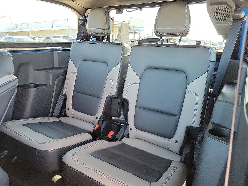 Used 2024 Ford Bronco Big Bend image 9