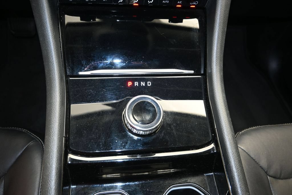 Used 2021 Jeep Grand Cherokee L Limited RWD image 20