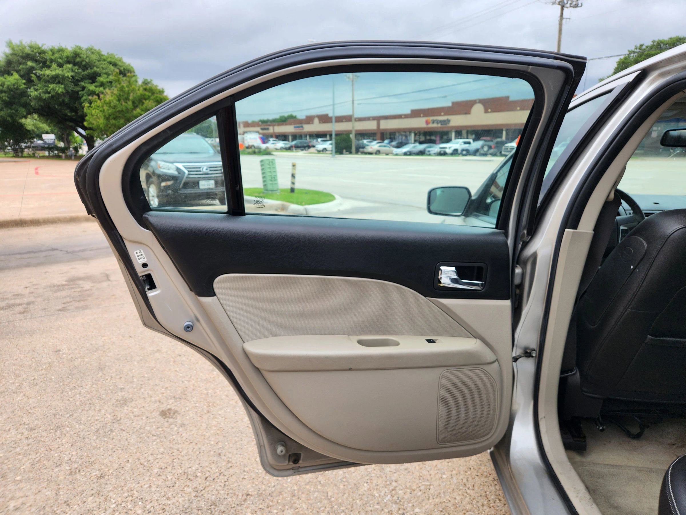 Used 2008 Mercury Milan Premier FWD image 11