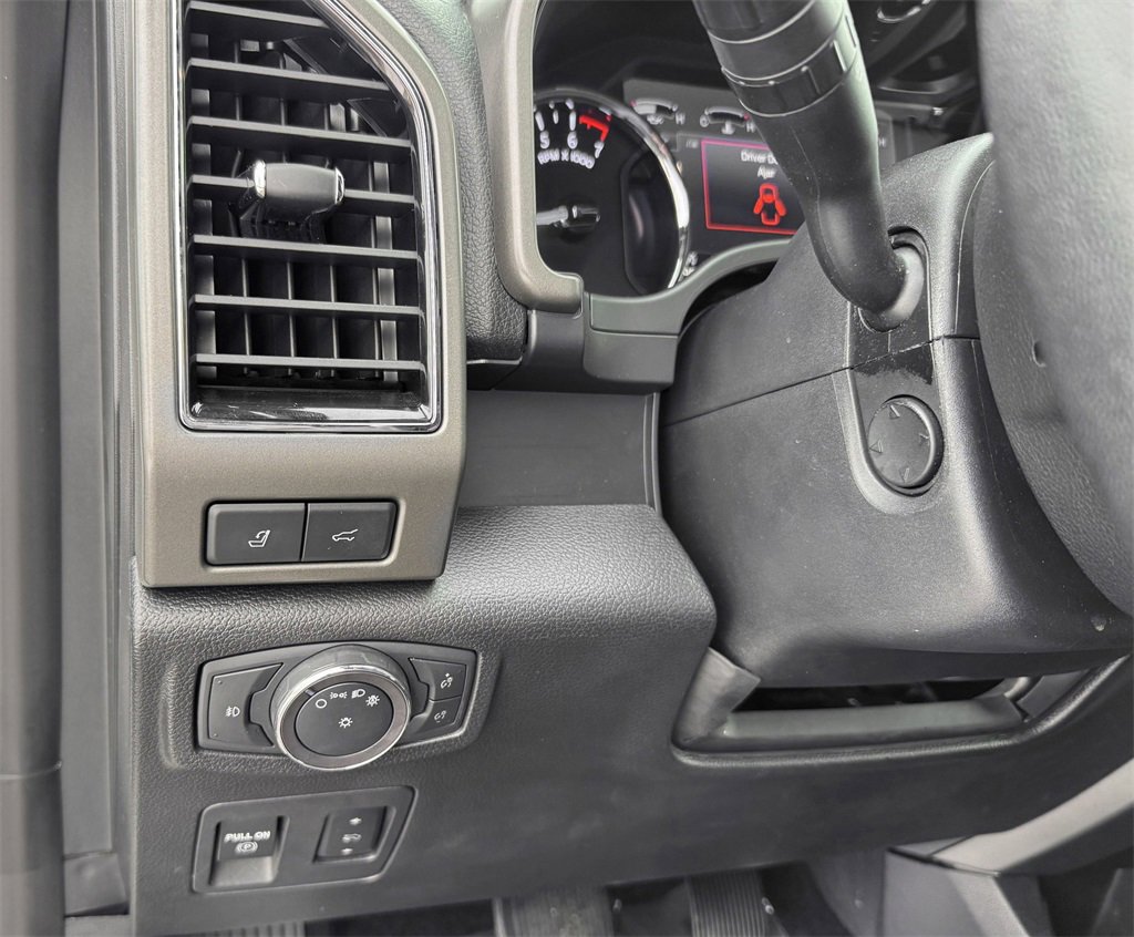 Used 2019 Ford Expedition XLT w/ Equipment Group 202A image 14