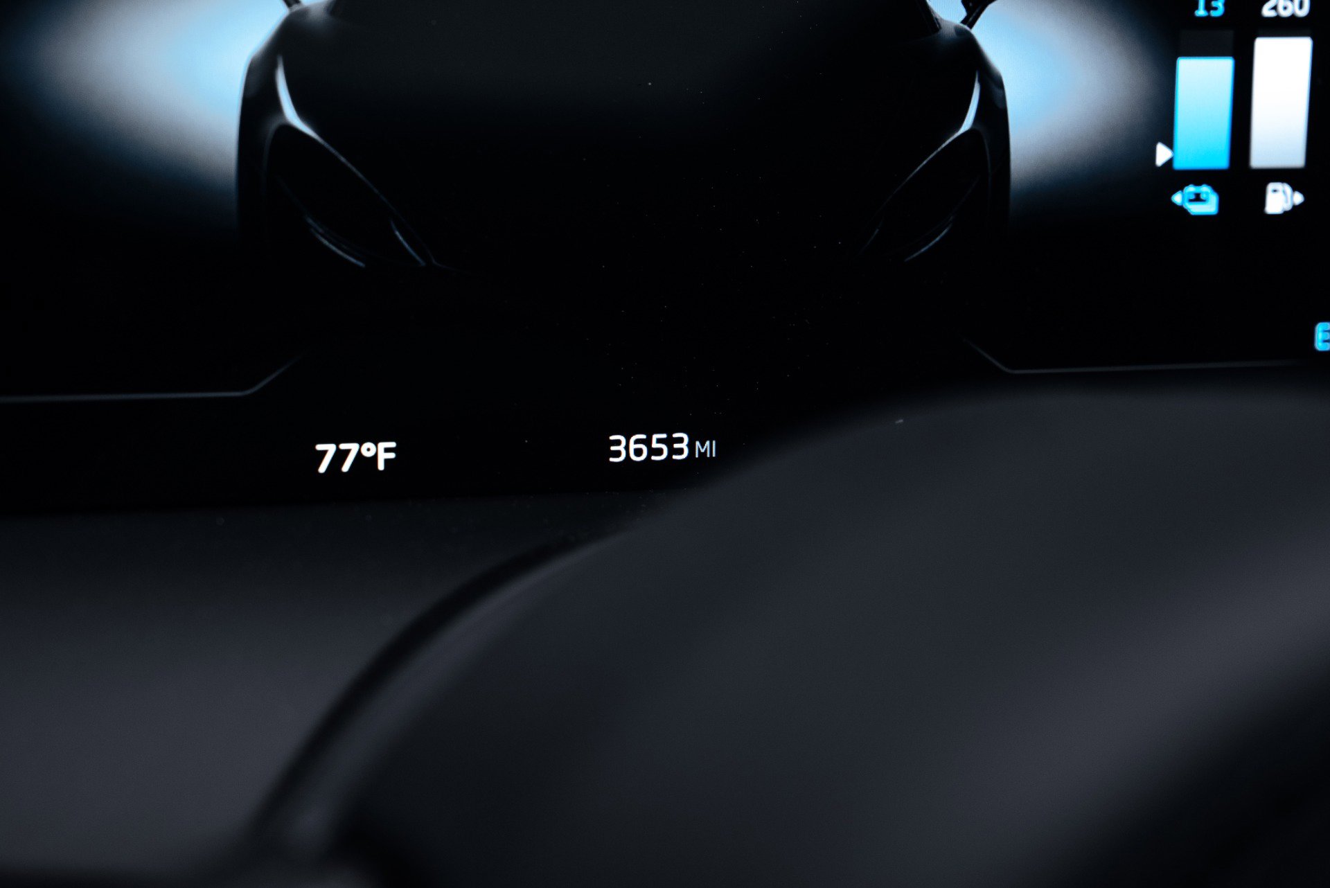 Used 2024 McLaren Artura image 38