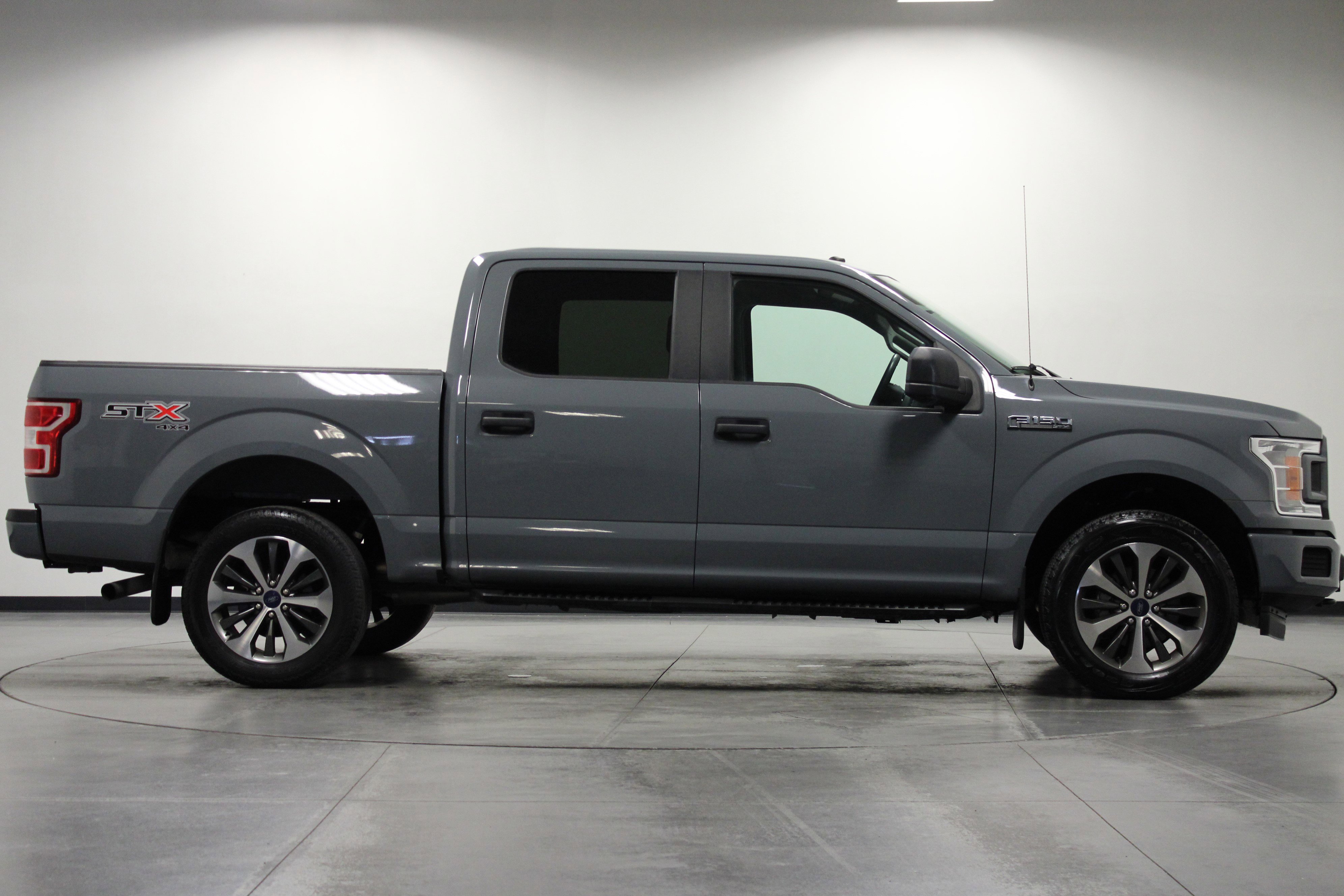 Used 2019 Ford F150 XL w/ Equipment Group 101A Mid image 3