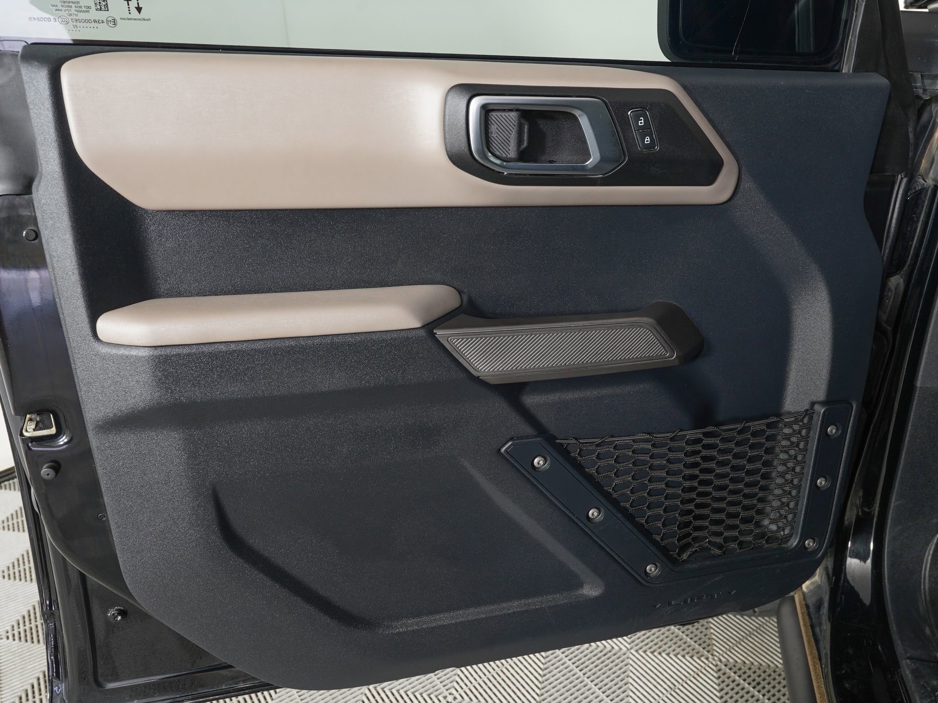 Used 2022 Ford Bronco Wildtrak AWD/4WD image 14