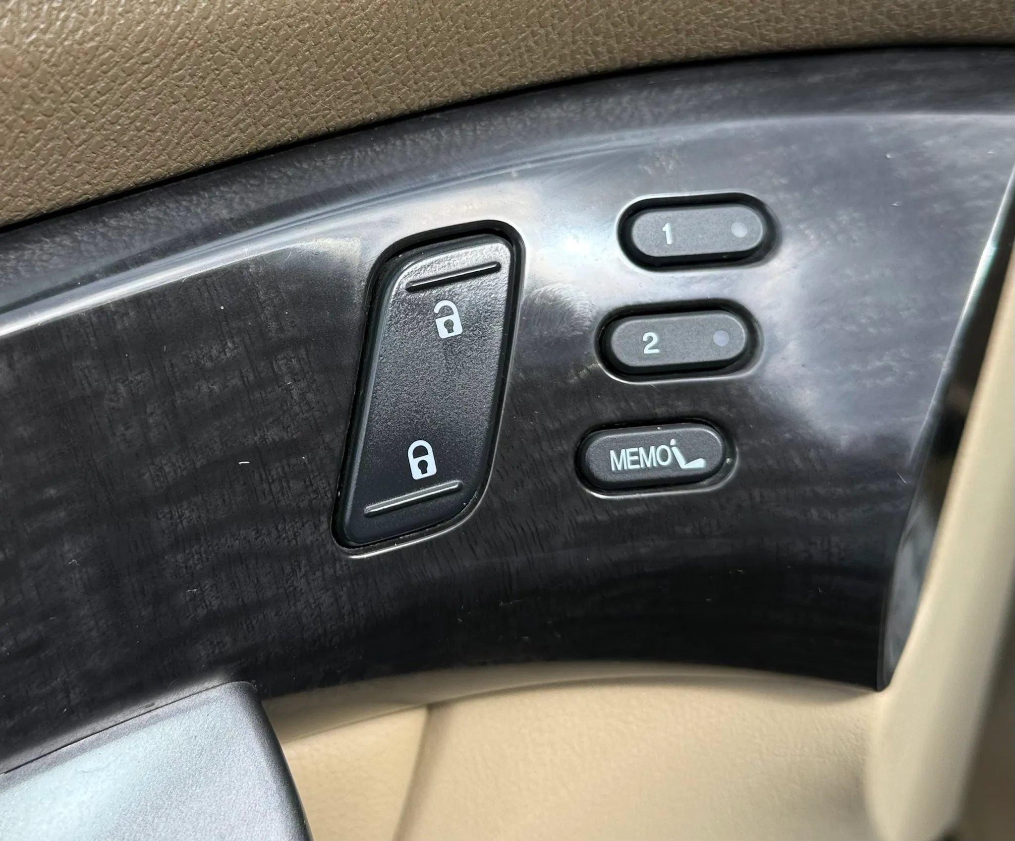 Used 2009 Acura MDX AWD/4WD image 24