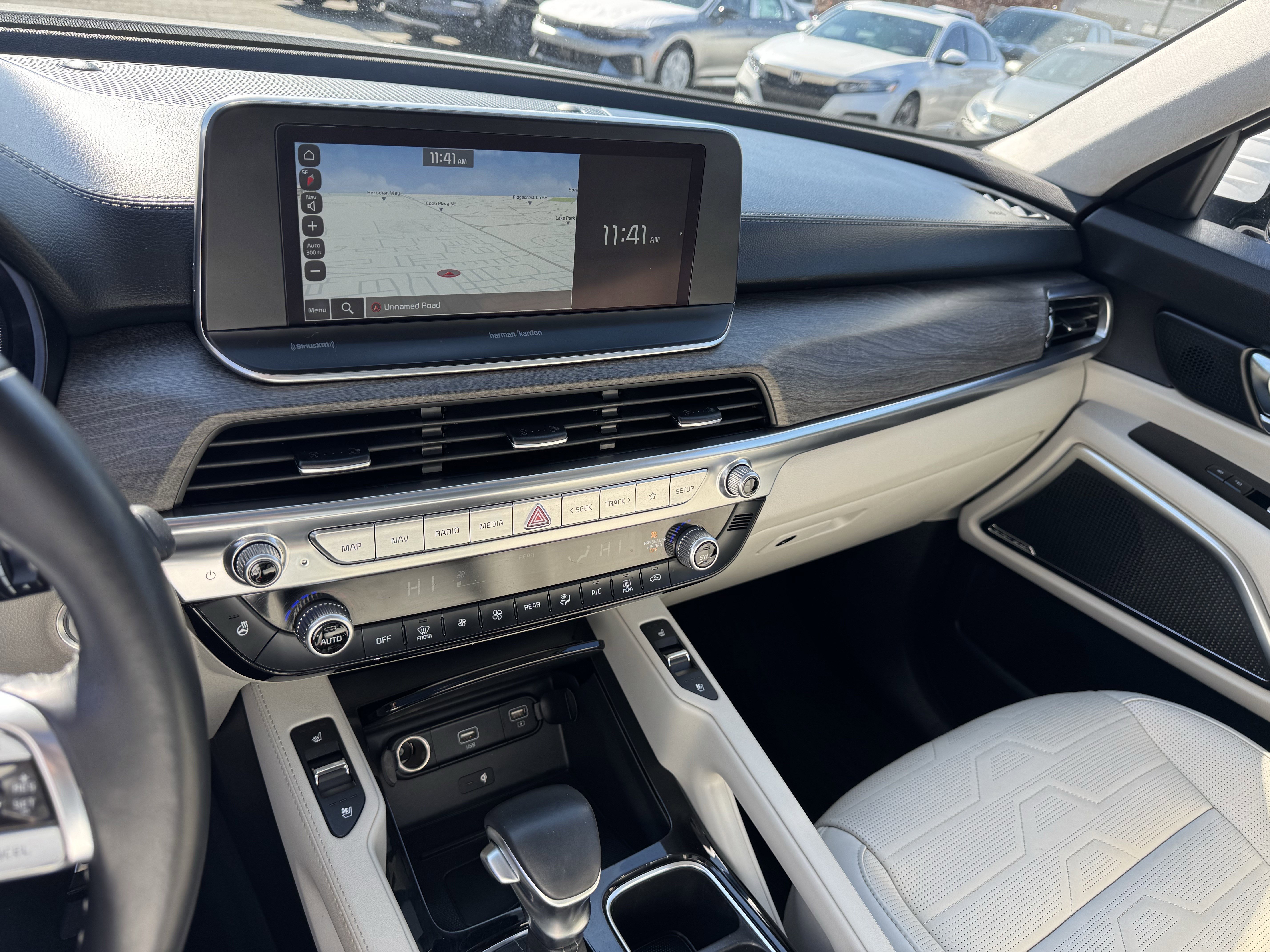 Certified 2022 Kia Telluride SX w/ SX Prestige Package image 29