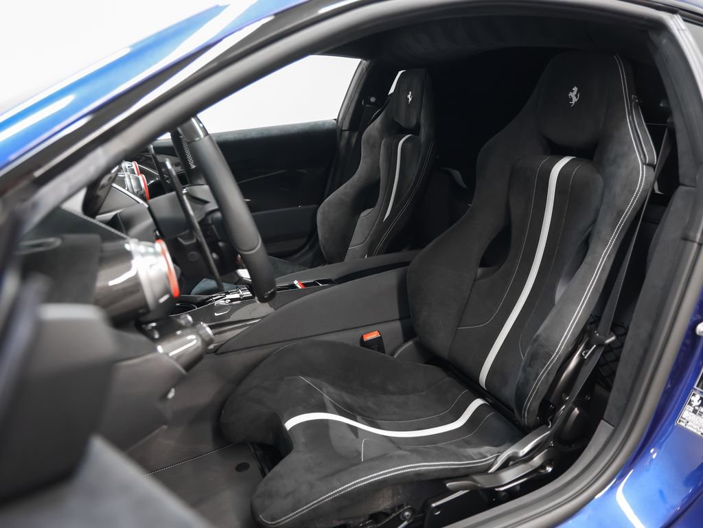 Certified 2022 Ferrari 812 Competizione image 3