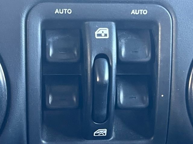 Used 2017 Jeep Wrangler Unlimited Rubicon image 7