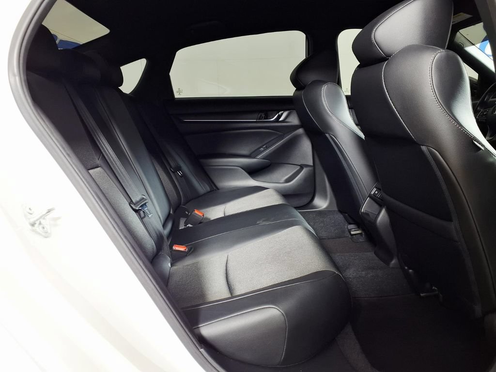 Used 2021 Honda Accord Sport image 11