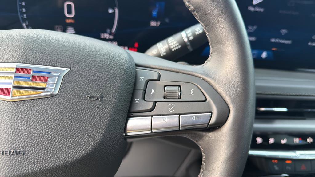 Certified 2025 Cadillac XT4 Premium Luxury w/ Cold Weather Package image 21