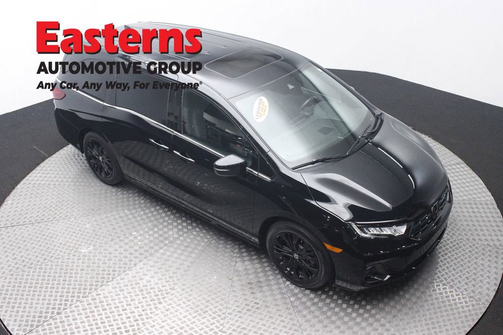 Used 2025 Honda Odyssey Sport-L image 3