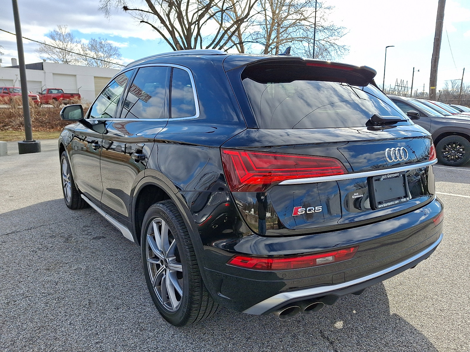 Used 2022 Audi SQ5 Premium Plus w/ Premium Plus Package image 5