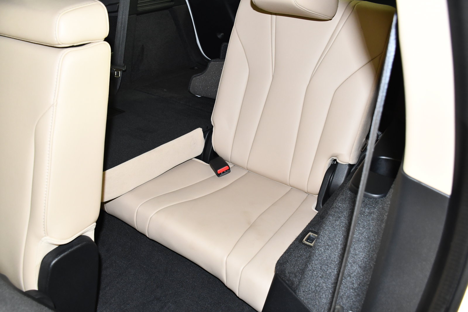 Certified 2025 Acura MDX SH-AWD w/ Technology Package image 49