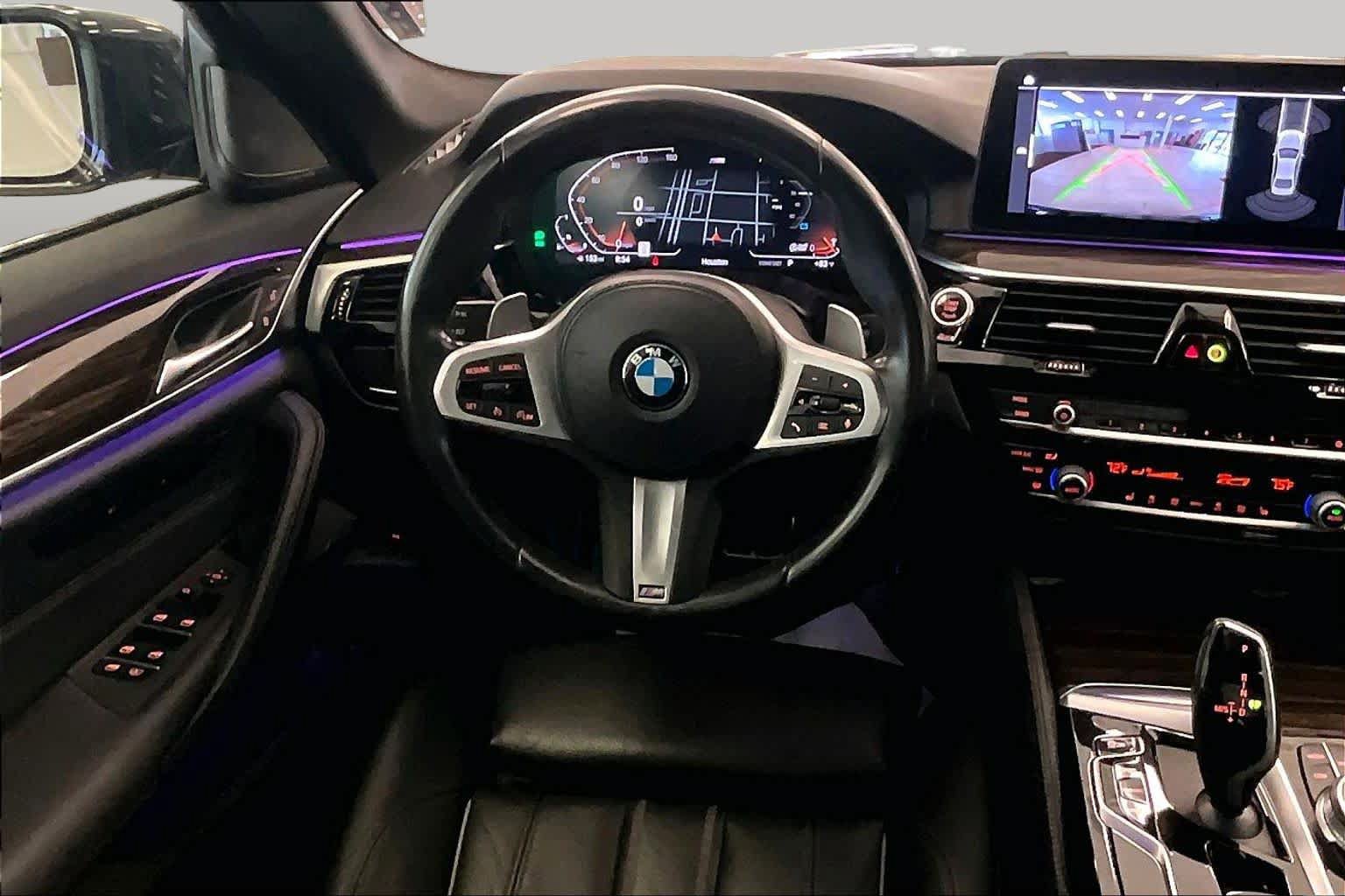 Used 2021 BMW 530i w/ M Sport Package RWD image 5