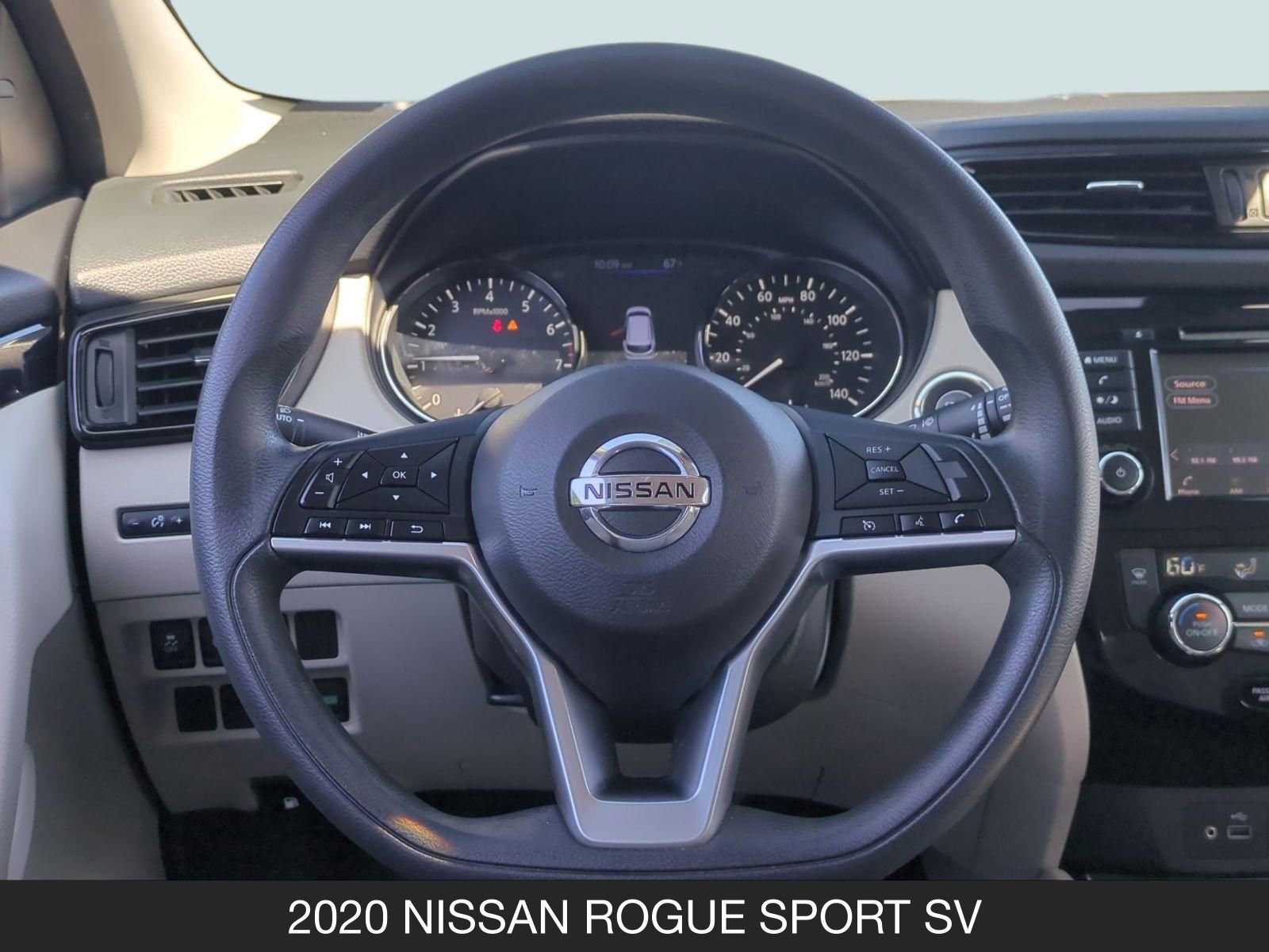 Used 2020 Nissan Rogue Sport SV FWD image 12