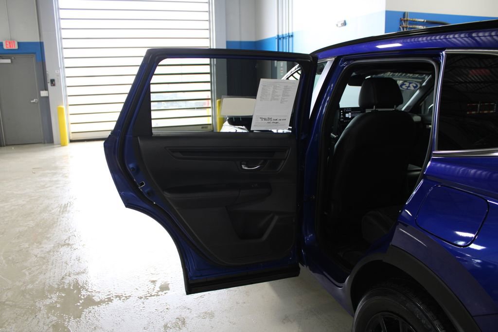 Used 2025 Honda CR-V Sport-L image 16