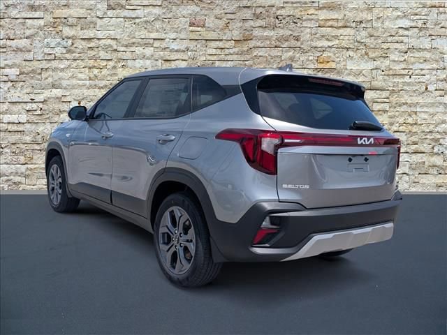 New 2026 Kia Seltos LX AWD/4WD image 3