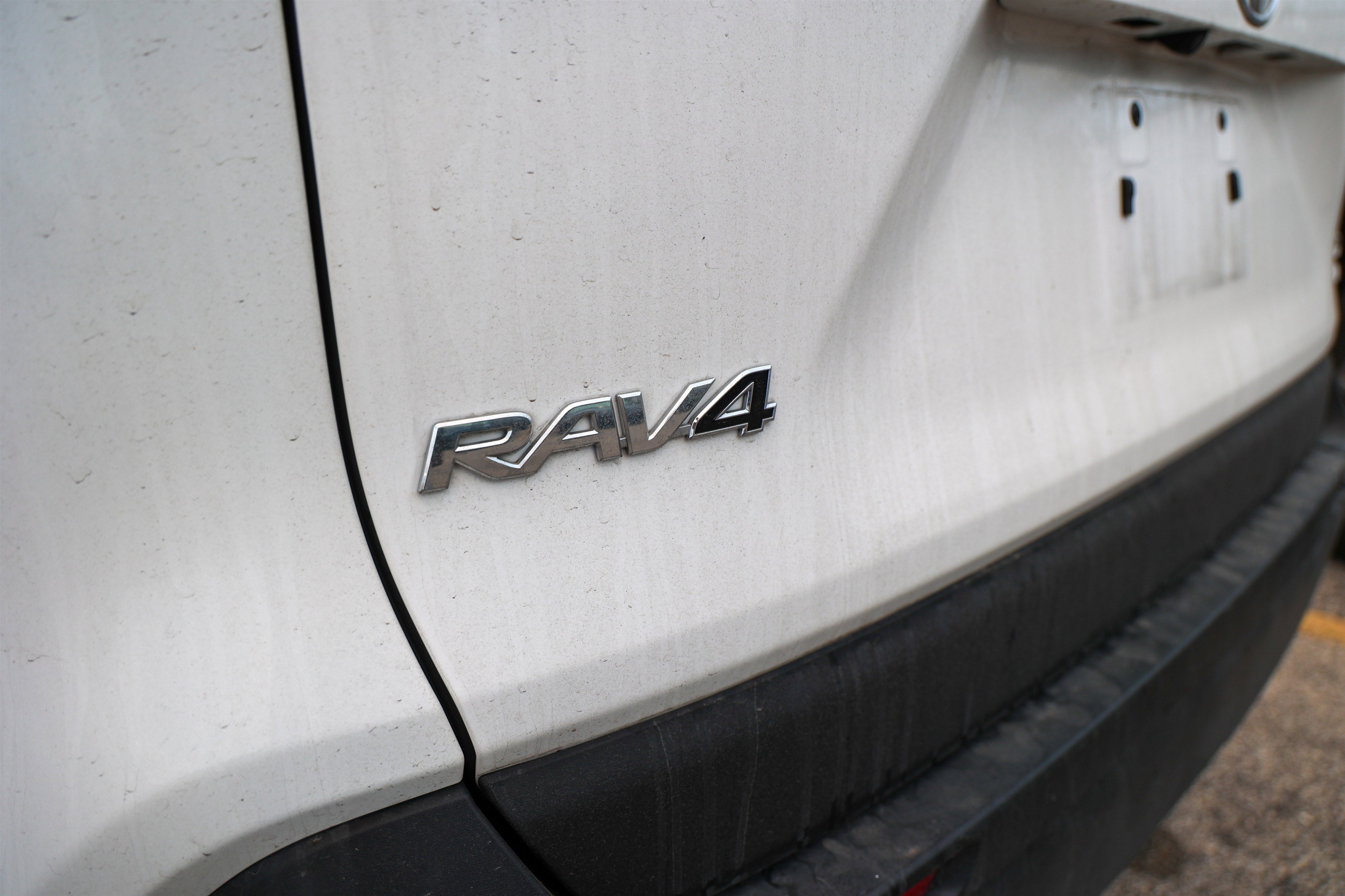 Certified 2025 Toyota RAV4 XLE w/ Convenience Package image 10