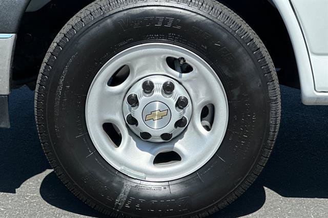 New 2024 Chevrolet Express 3500 w/ Power Convenience Package RWD image 30