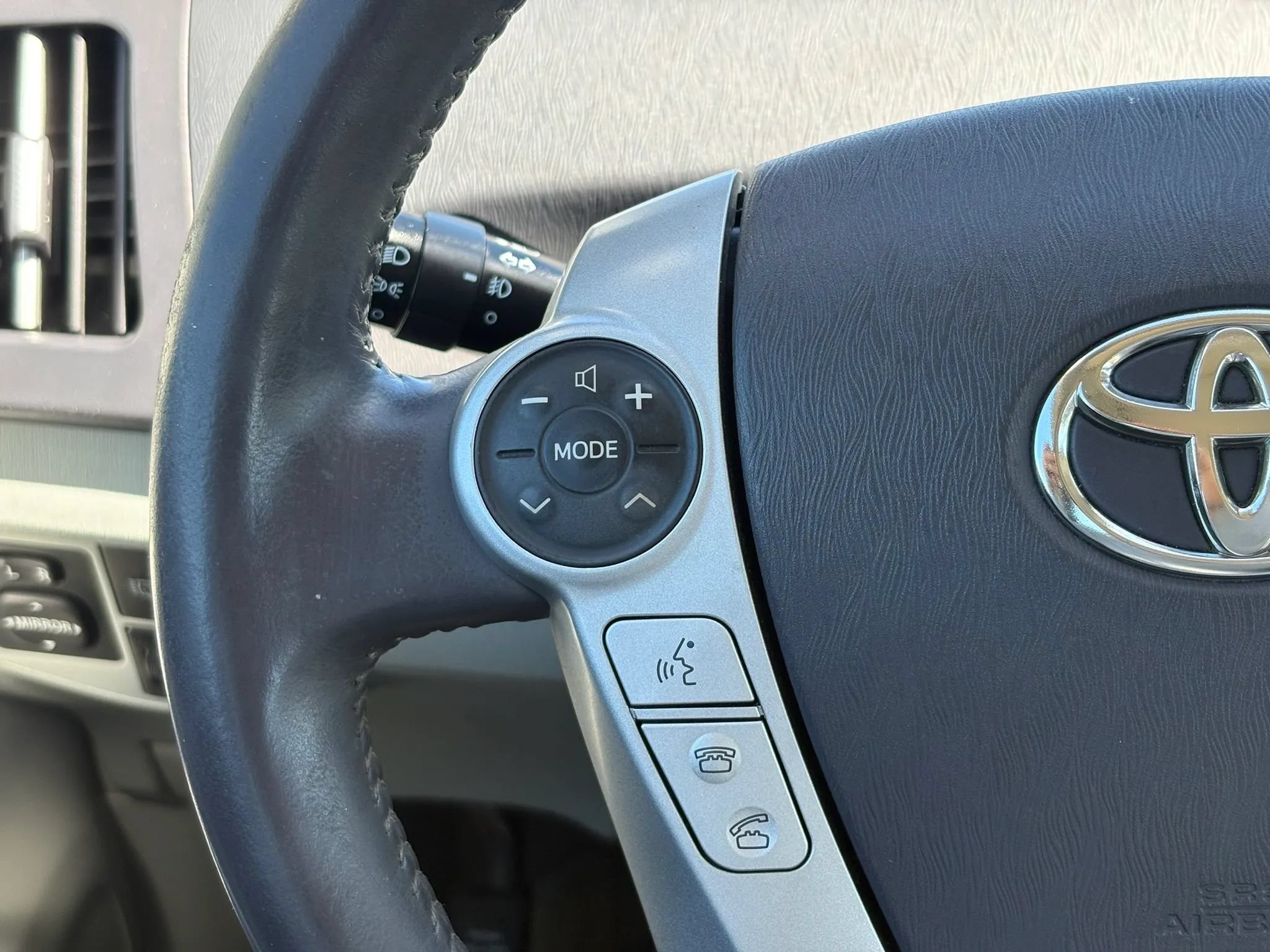 Used 2010 Toyota Prius Five FWD image 21