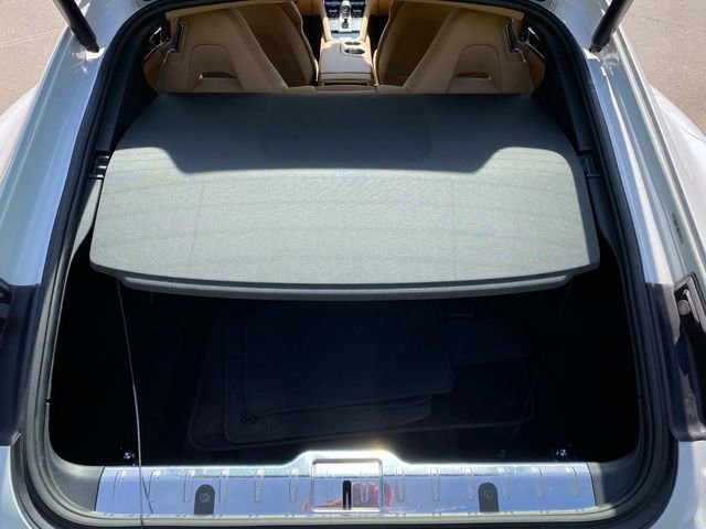 Used 2019 Porsche Panamera image 30