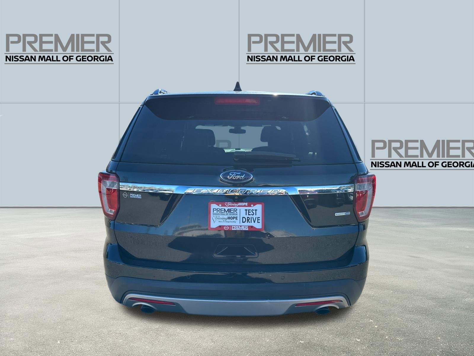 Used 2016 Ford Explorer Limited w/ Equipment Group 303A image 6