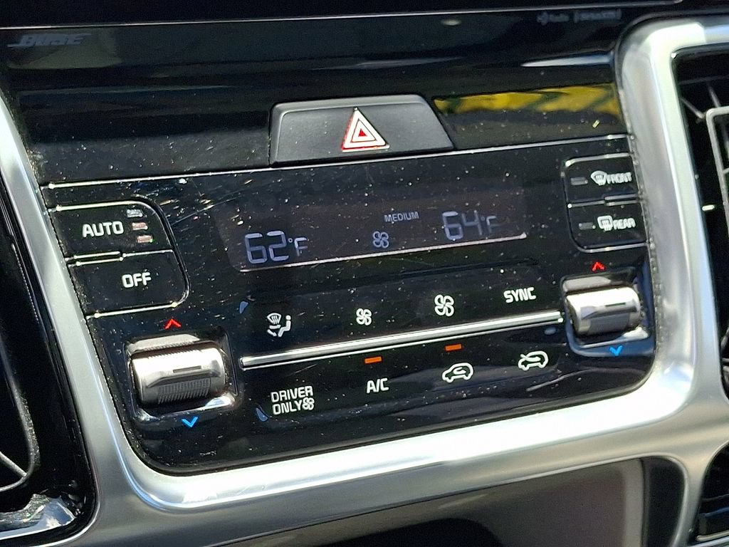 Used 2023 Kia Sorento SX Prestige w/ Panoramic Sunroof Package AWD/4WD image 21