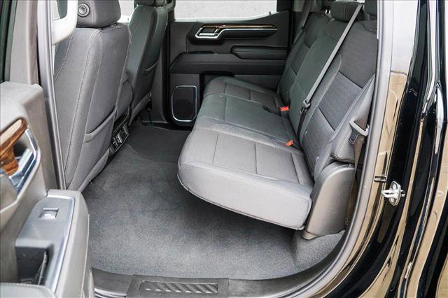 Used 2024 GMC Sierra 1500 SLE w/ Preferred Package image 21