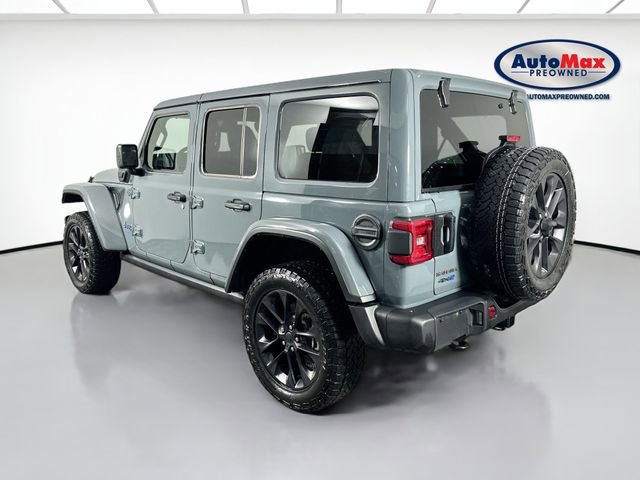 Used 2025 Jeep Wrangler Unlimited Sahara image 5