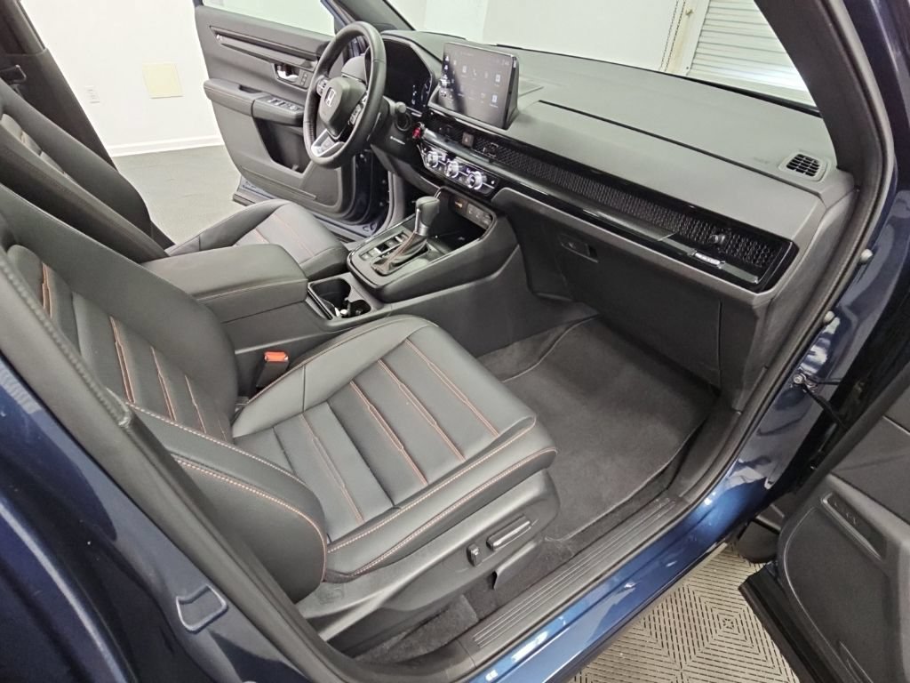 Used 2026 Honda CR-V Sport Touring image 39