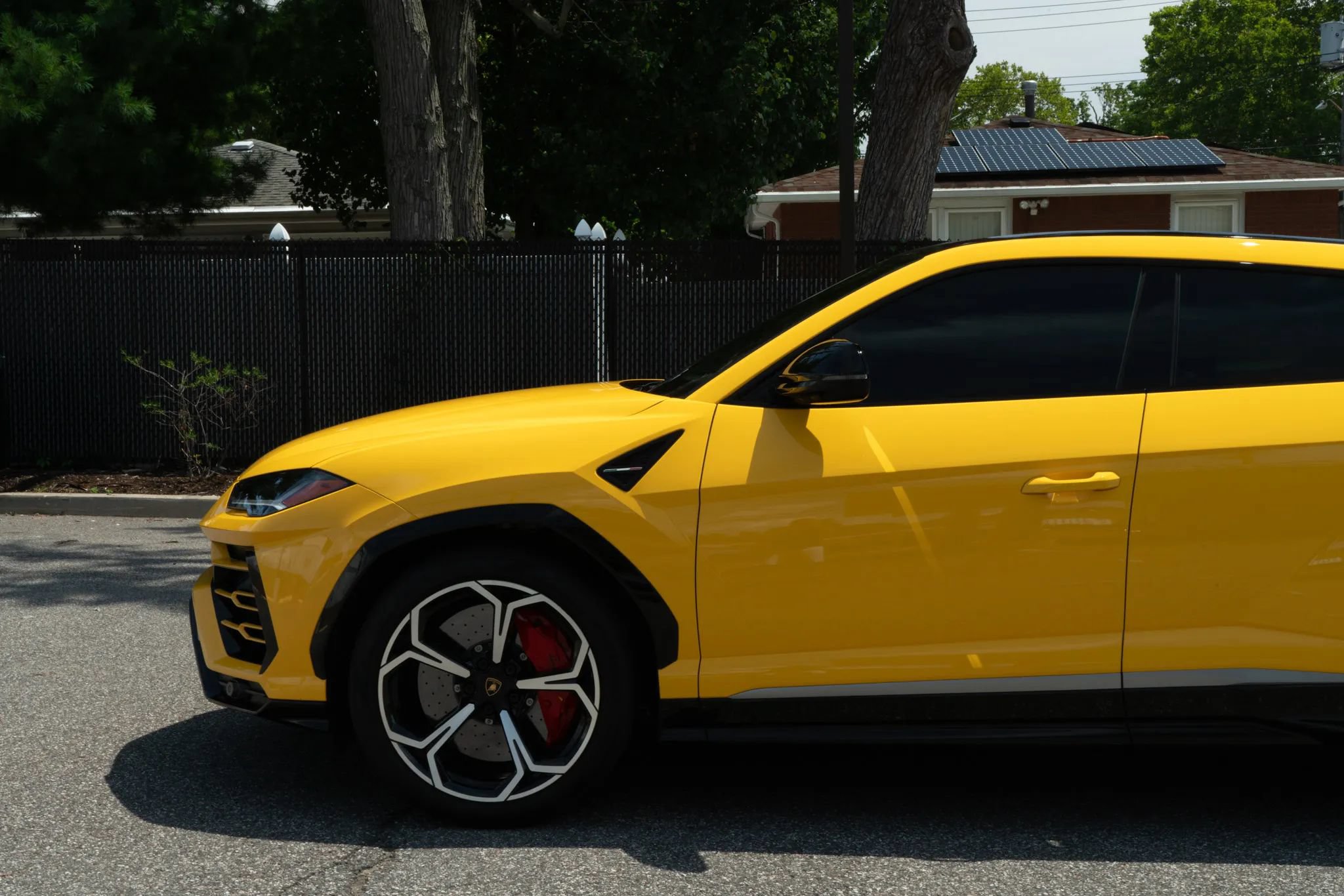 Used 2021 Lamborghini Urus AWD/4WD image 31