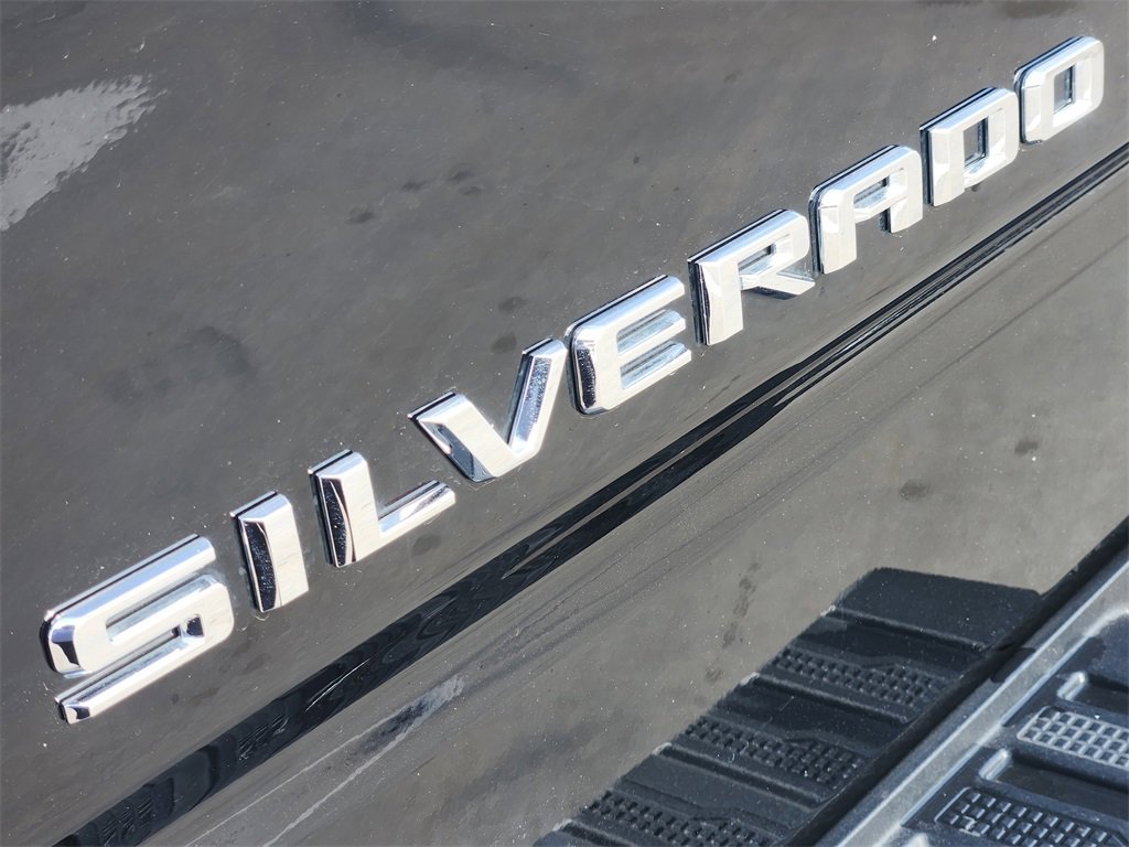 Used 2024 Chevrolet Silverado 1500 LT image 11