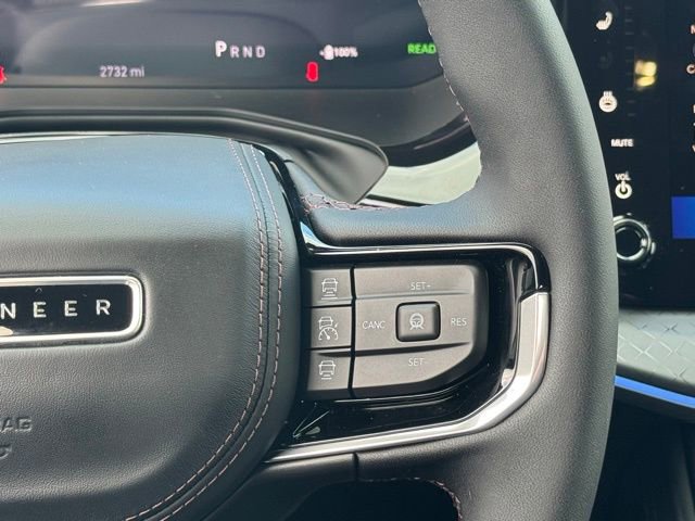 Used 2025 Jeep Wagoneer S Limited image 16