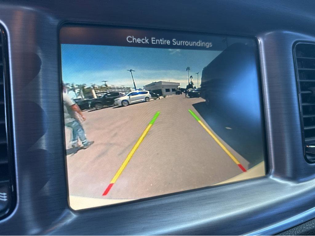 Used 2016 Dodge Charger SXT w/ Blacktop Package image 6