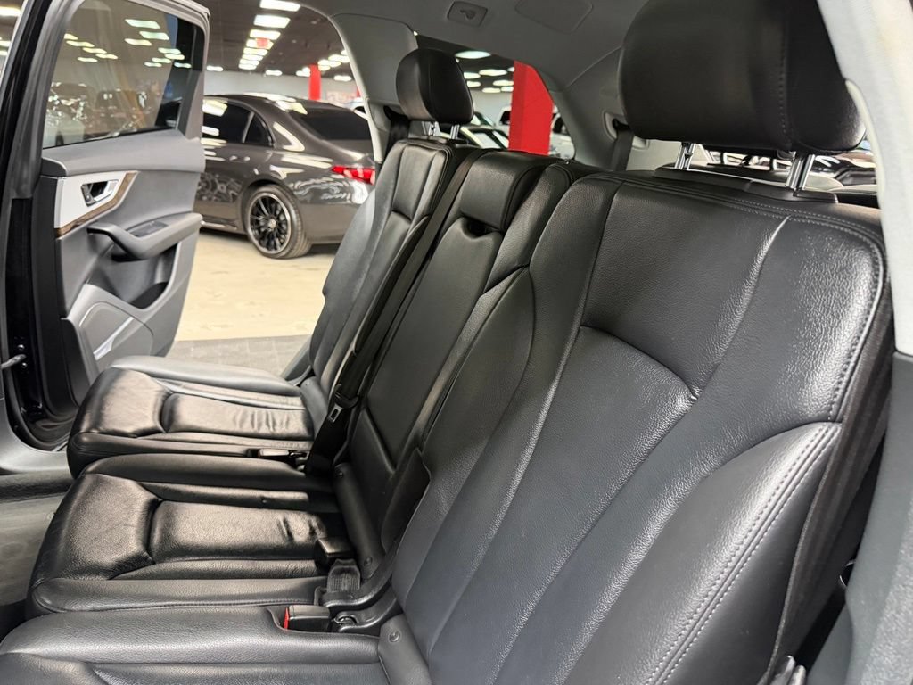 Used 2018 Audi Q7 2.0T Premium Plus w/ Premium Plus Package AWD/4WD image 40