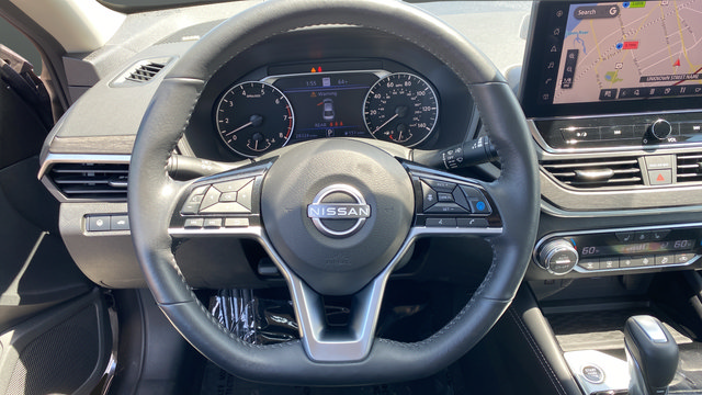 Used 2023 Nissan Altima 2.5 SL AWD/4WD image 17
