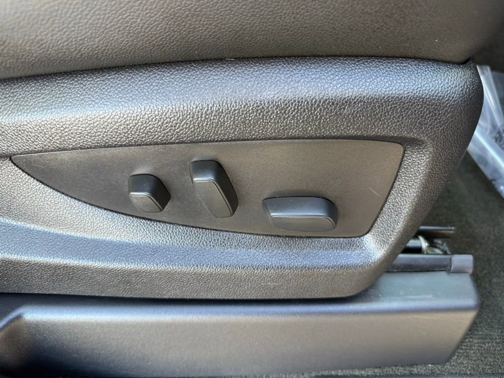 Used 2015 Chevrolet Silverado 1500 LTZ w/ Texas Edition, 1LZ Trim image 16