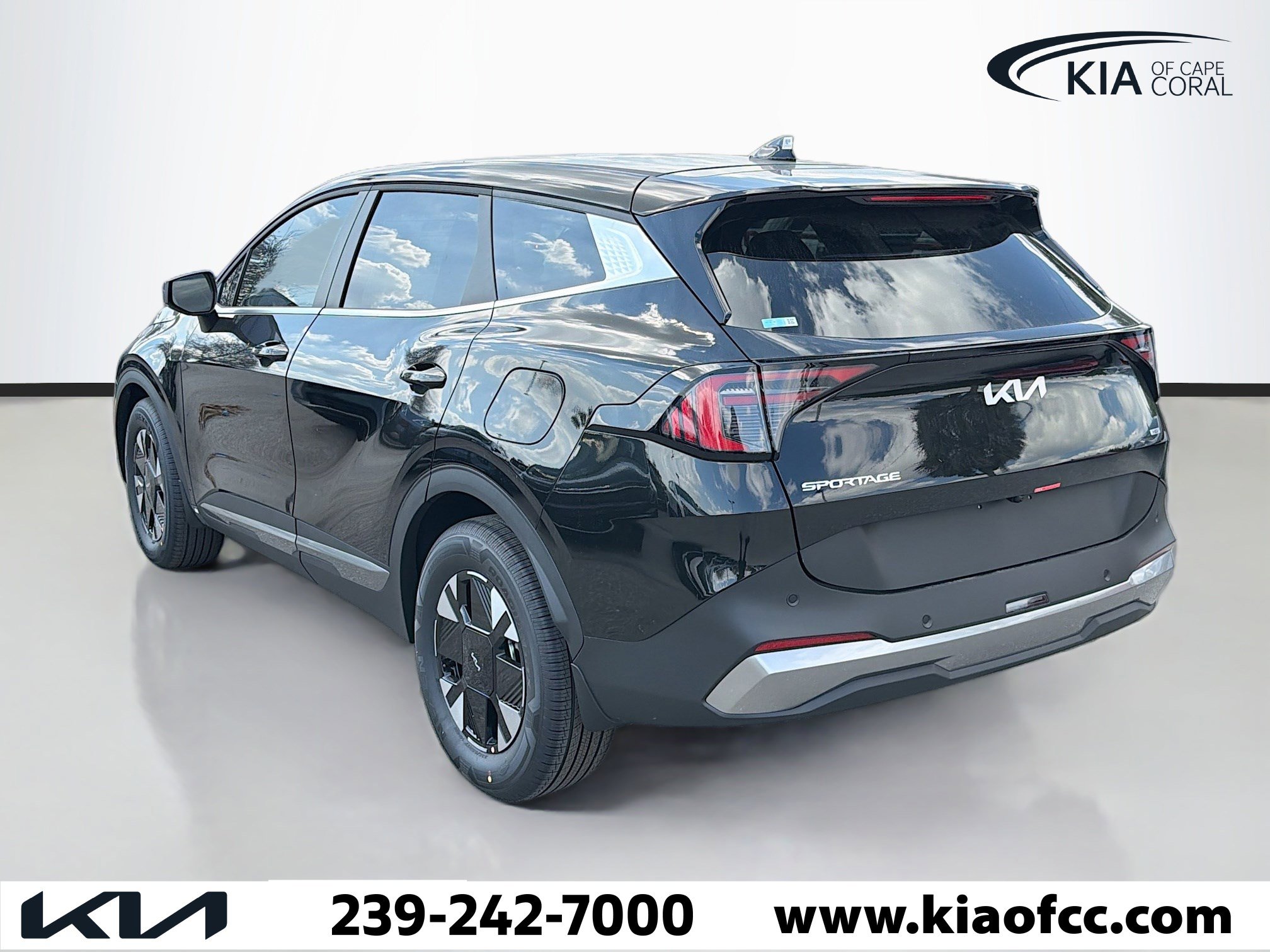 New 2026 Kia Sportage LX image 3