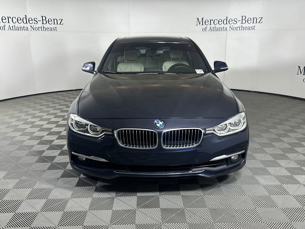 Used 2017 BMW 330i Sedan image 2