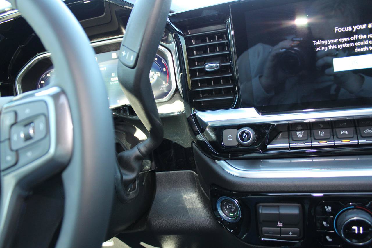 Used 2026 Chevrolet Silverado 3500 High Country w/ High Country Premium Package AWD/4WD image 72