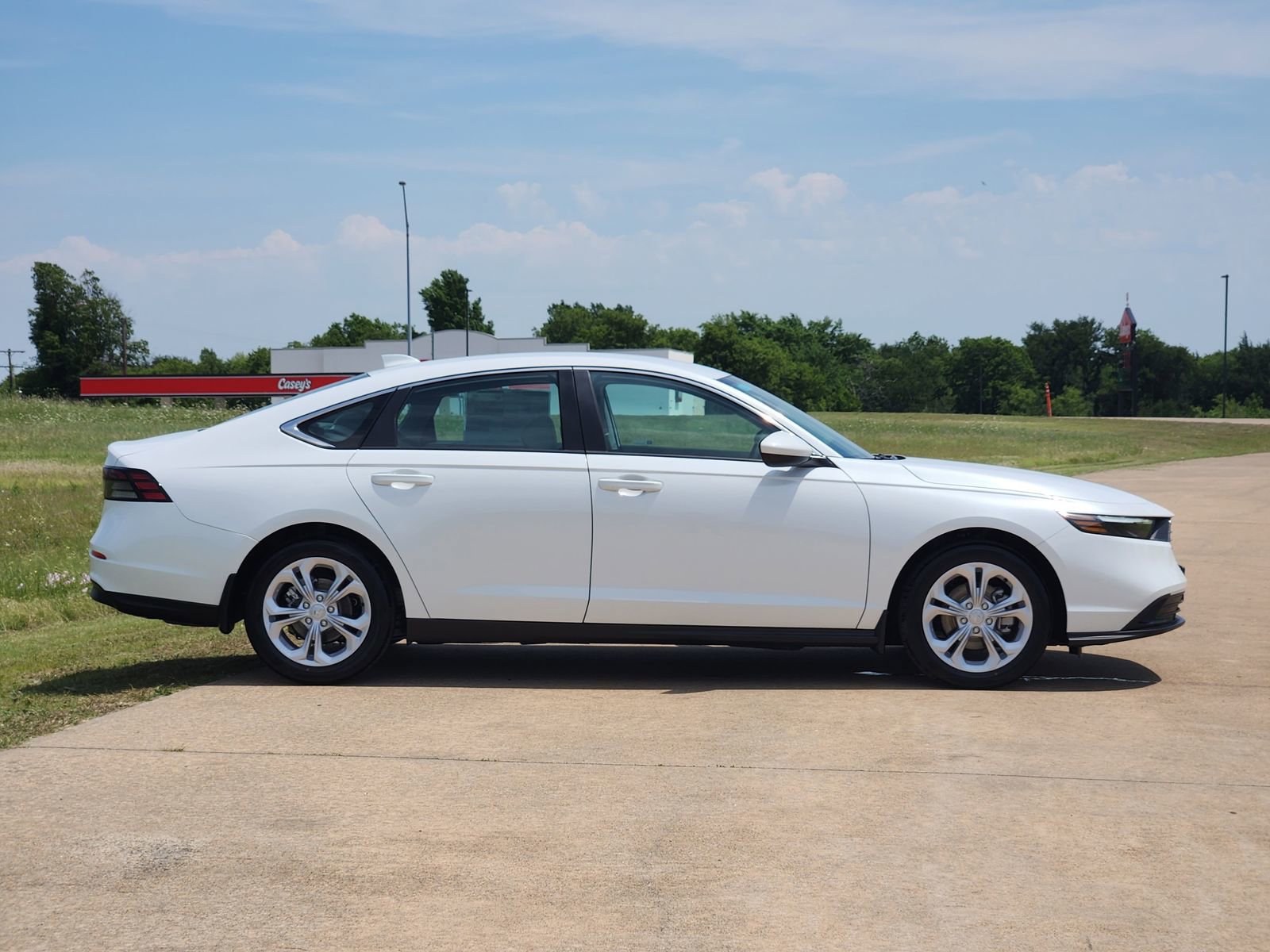 New 2026 Honda Accord LX image 7
