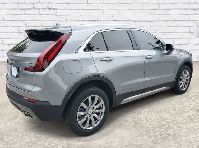Certified 2023 Cadillac XT4 Premium Luxury image 4