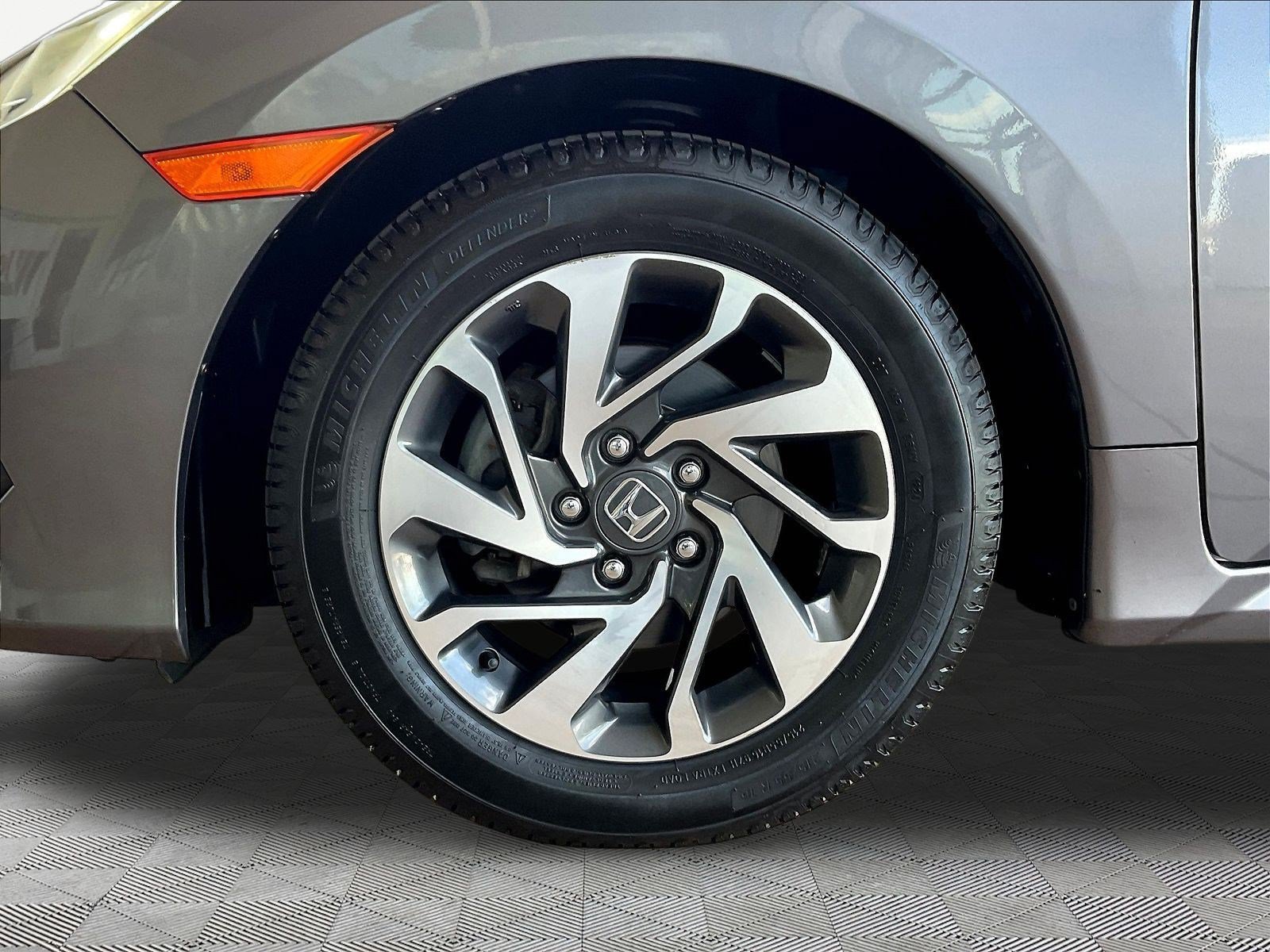 Used 2017 Honda Civic EX image 31