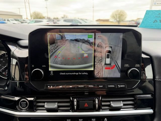 Used 2024 Nissan Pathfinder SL AWD/4WD image 23