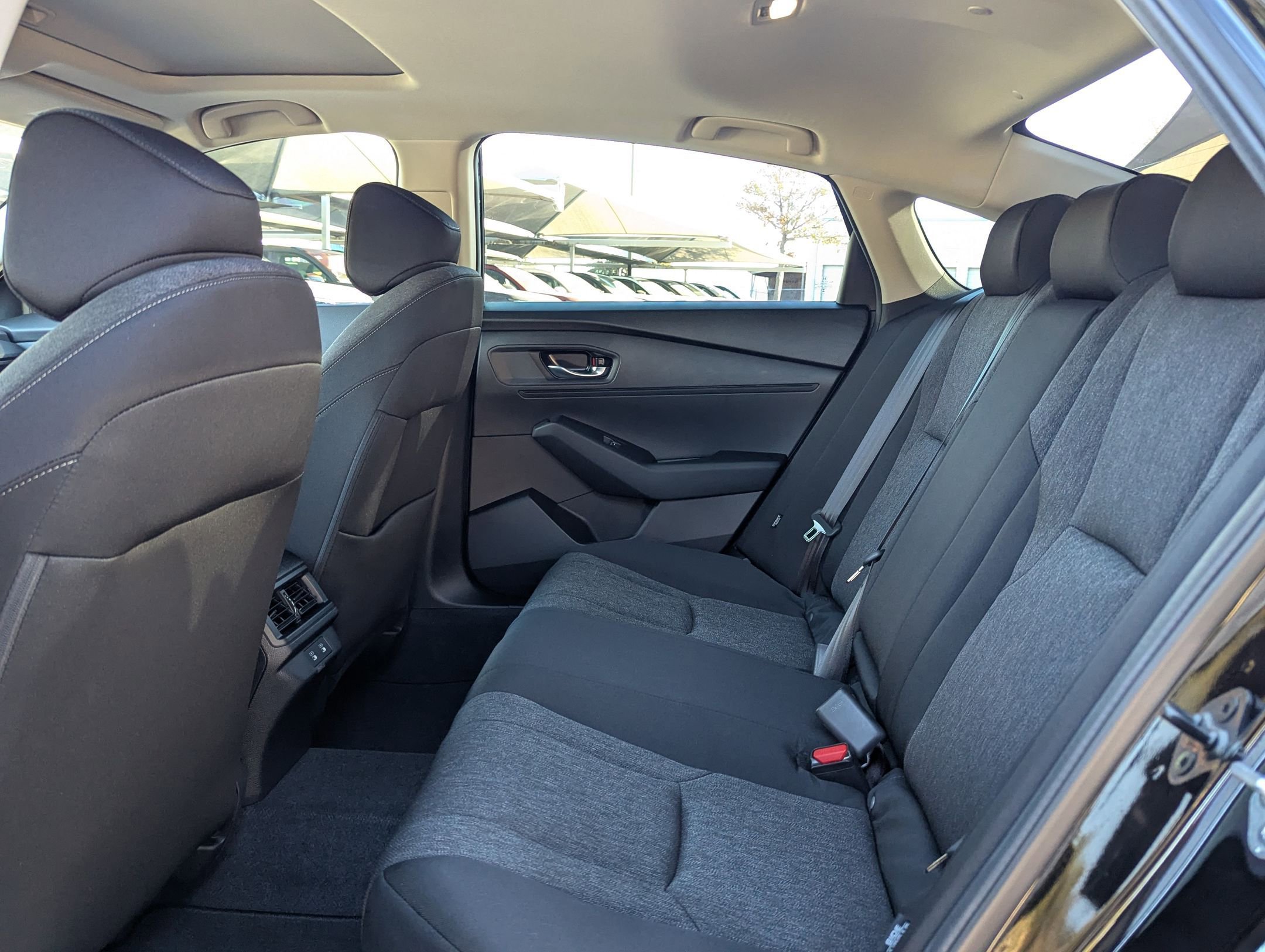 Used 2025 Honda Accord SE image 15