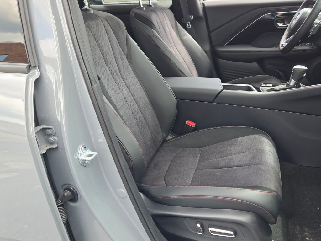 New 2026 Acura ADX A-Spec image 7