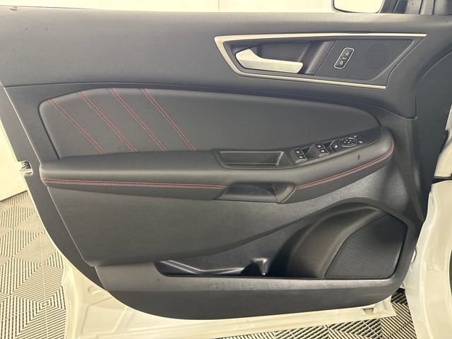 Used 2024 Ford Edge ST-Line AWD/4WD image 29