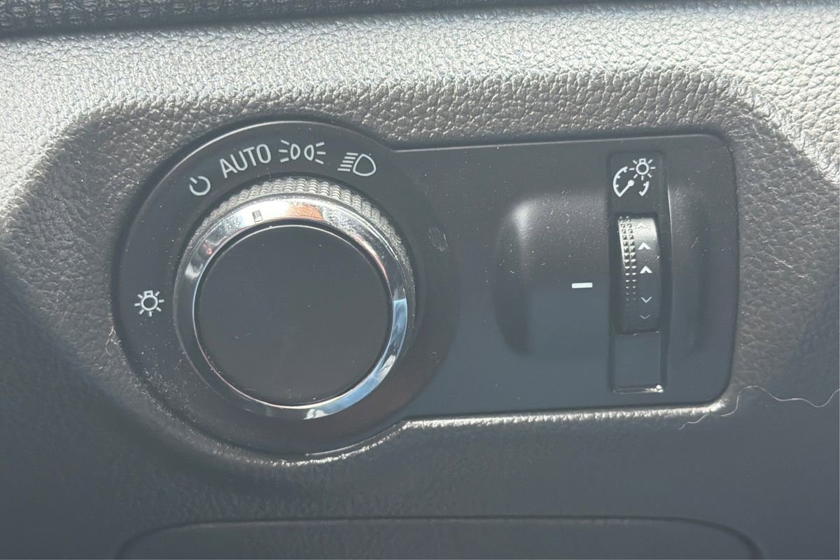 Used 2012 Chevrolet Cruze Eco image 17