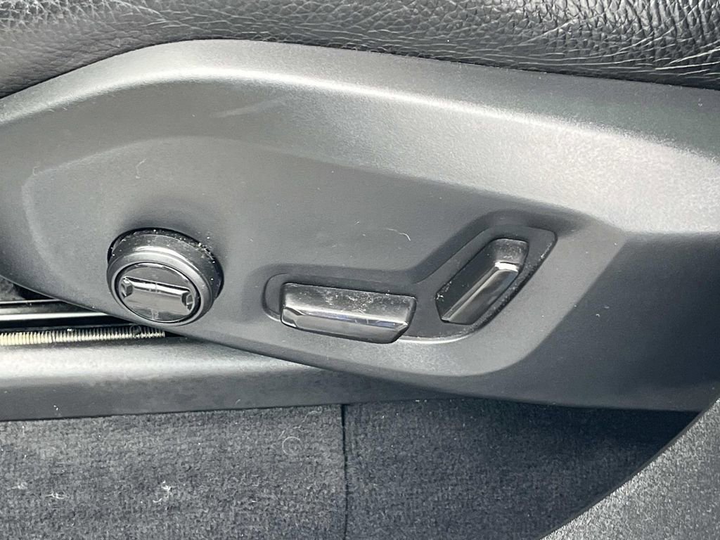 Certified 2023 Volvo XC90 B6 Plus w/ Protection Package image 27
