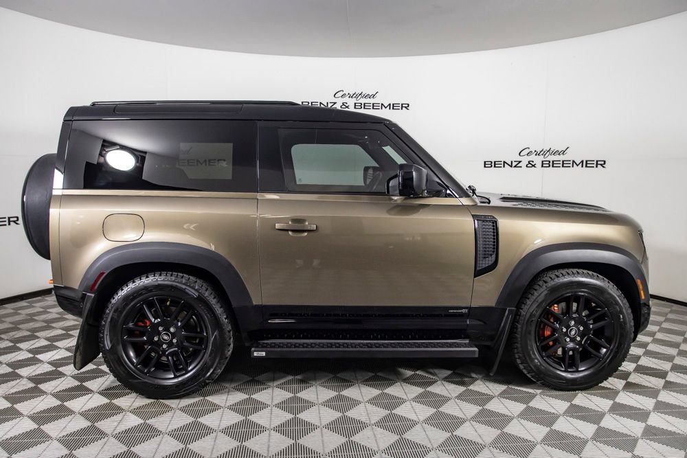 Used 2022 Land Rover Defender 90 X AWD/4WD image 3