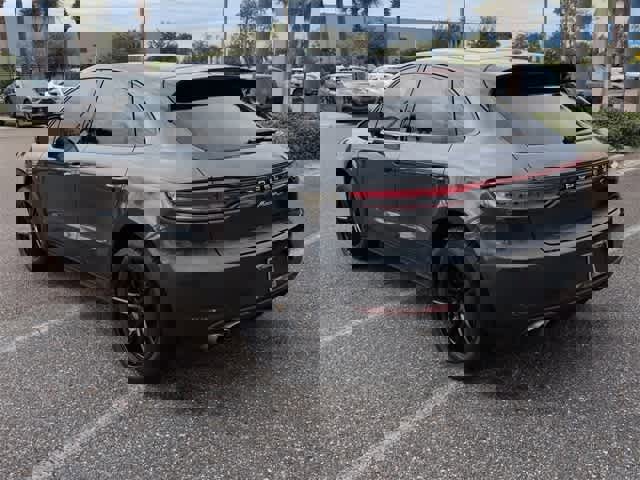 Used 2021 Porsche Macan S w/ Premium Package image 6